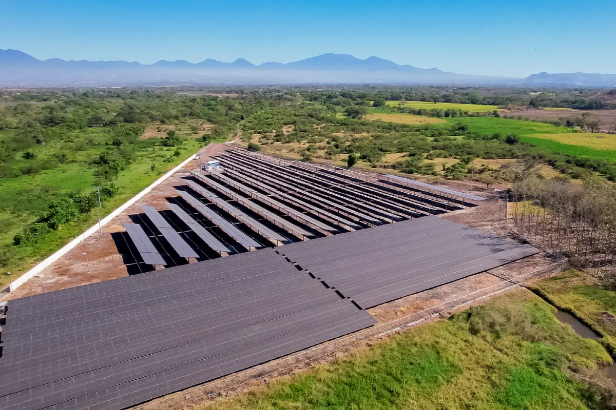 Enersys Solar inaugura planta “El Malcotal” en Acajutla