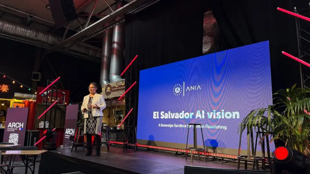 UNESCO reconoce a El Salvador como referente regional en inteligencia artificial