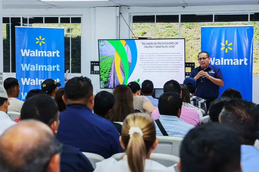 Walmart capacita a proveedores agrícolas para fortalecer la producción local