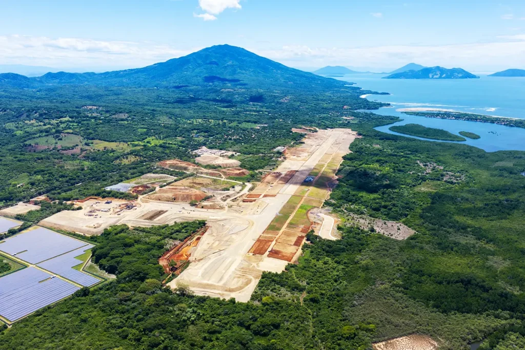 Obras de terracería del Aeropuerto del Pacífico alcanzan un 92 % de avance